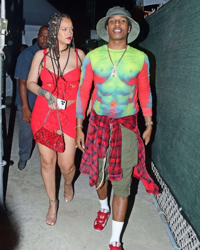 Rəngli Barbados turu...