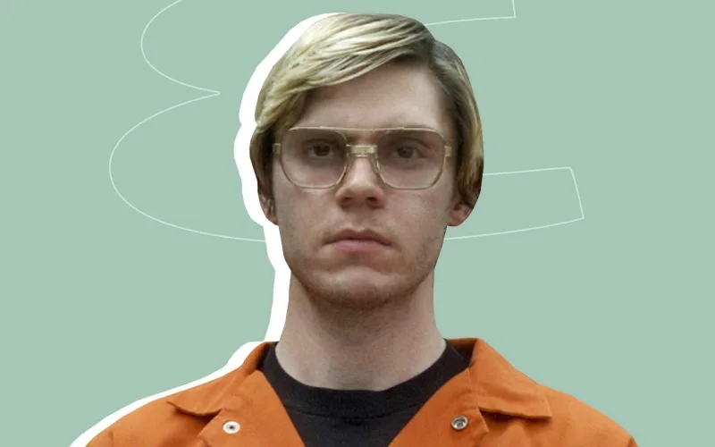 Dahmerin atası “Netflix”i məhkəməyə verir