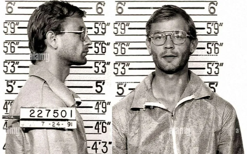 Dahmerin atası “Netflix”i məhkəməyə verir