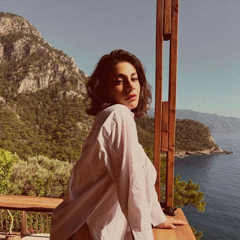 Kaan Handeyə xəyanət edib