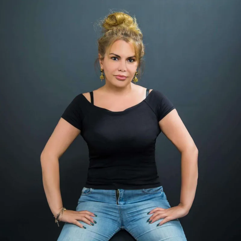 “Çox sağ ol deyirdi, qızlar əriyirdi”