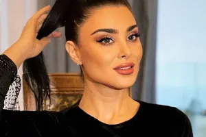 “Oğlumun yaşını deməyim, cavan görünmək istəyirəm”