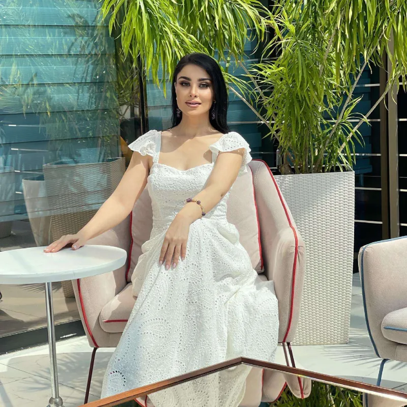 “Oğlumun yaşını deməyim, cavan görünmək istəyirəm”