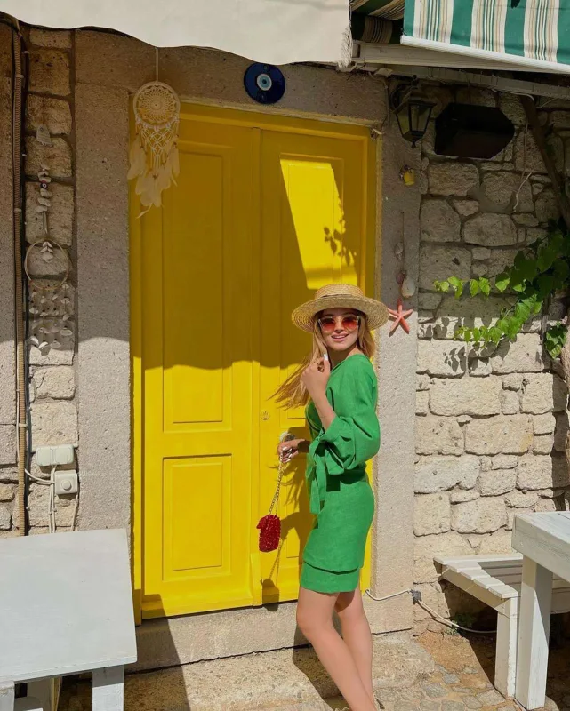 Mələkxanım Eyyubovanın qızının tətil fotoları