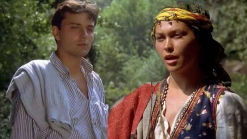 32 il sonra bir araya gəldilər