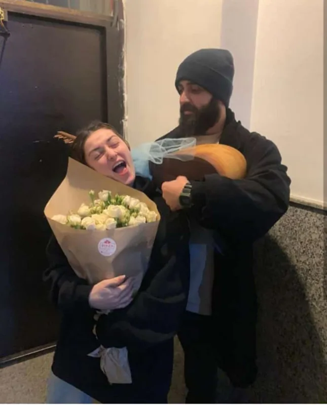 “İki ildir, bir-birimizi tapmışıq”