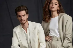 Birlikdə kamera qarşısına keçdilər