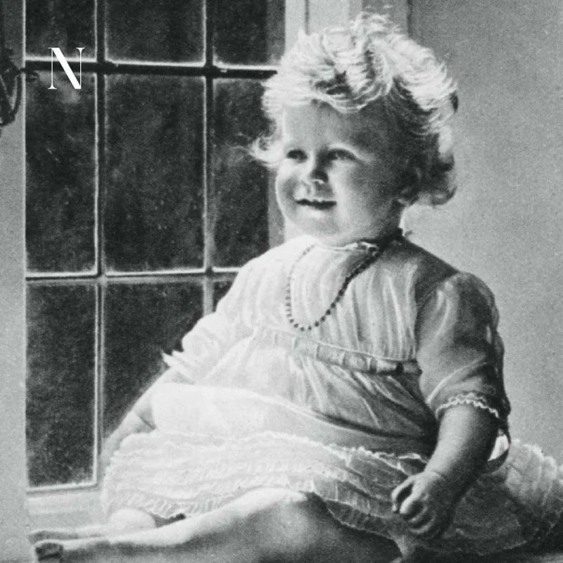 Şahzadənin qızını Kraliçaya bənzətdilər