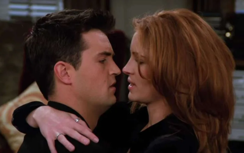 Tərk edilməkdən qorxduğu üçün ayrılıb