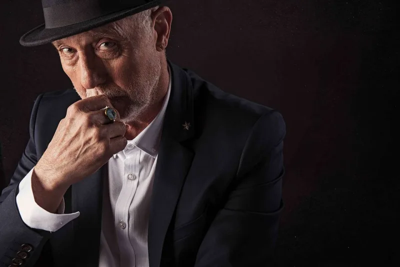 “Qadınlar daha asan aldadır”