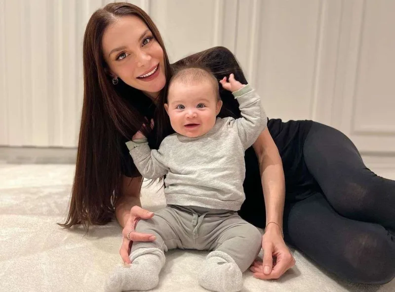 “Hepsi” üzvləri uşaqları ilə