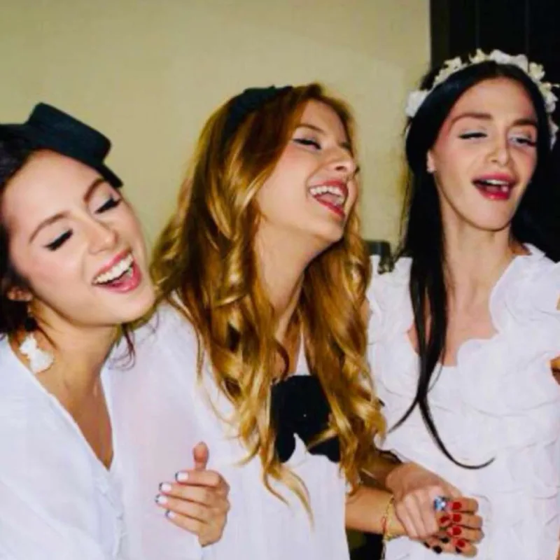 “Hepsi” üzvləri uşaqları ilə