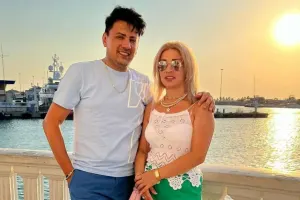 Sərxan həyat yoldaşı ilə Soçidə