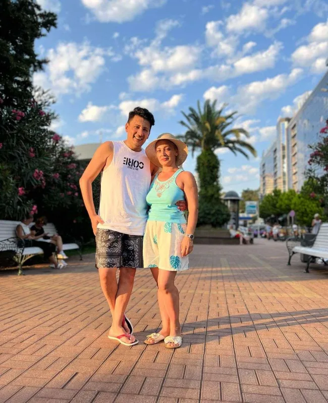 Sərxan həyat yoldaşı ilə Soçidə