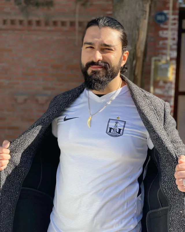 “Sənin üçün çox şeyi qurban verdim”