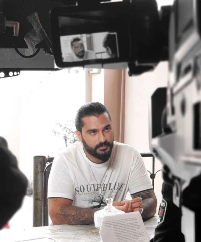 “Sənin üçün çox şeyi qurban verdim”