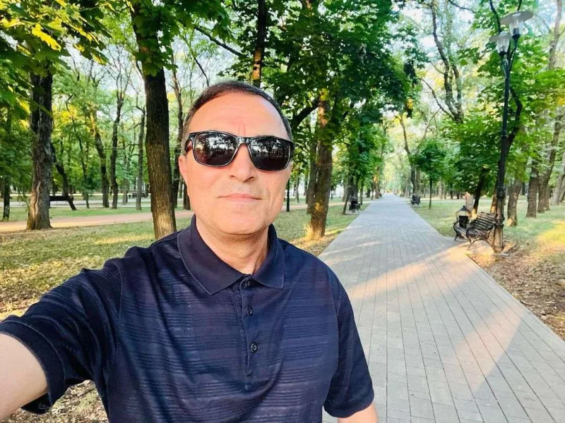 Xalq artistinin dəyişməyən selfiləri...