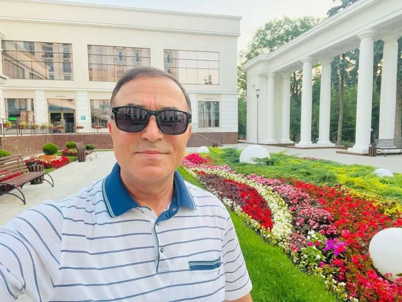 Xalq artistinin dəyişməyən selfiləri...