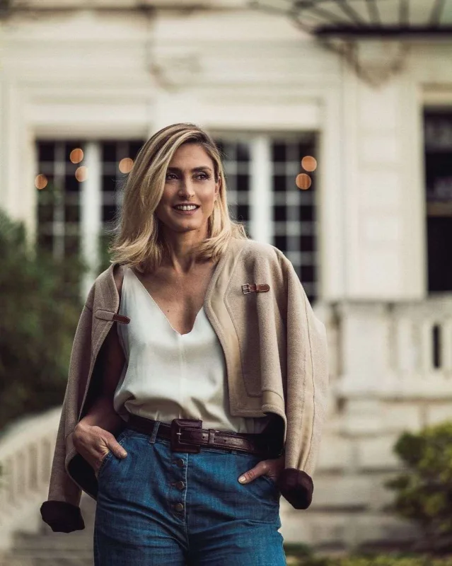 Məşhur aktrisa keçmiş Prezidentlə evləndi