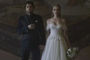 “Aşk 101”in ulduzu İtaliyada evləndi