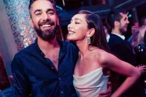 Həyat yoldaşını belə təbrik etdi