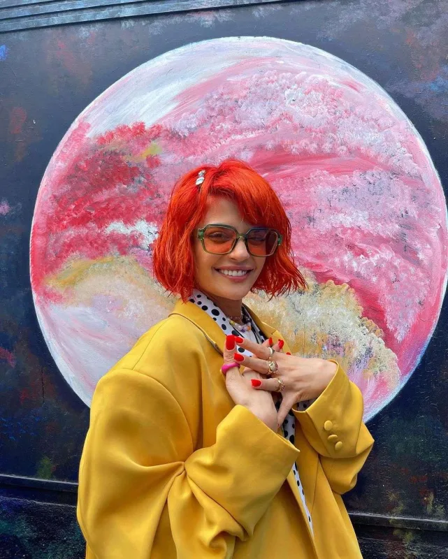 Hiss səhnə obrazı ilə diqqət çəkdi