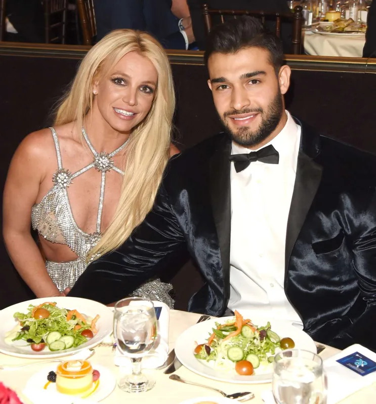 Britni Spirs evləndi