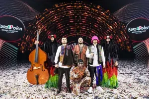 Ukrayna təmsilçisini bomba sığınacağında seçəcək