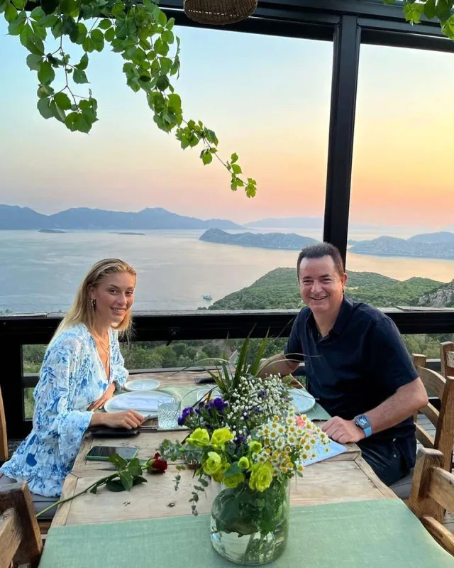 Tanışlıq hekayələri gündəm oldu