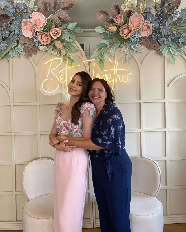 “Cennet mahallesi”nin Ayşesi nişanlandı