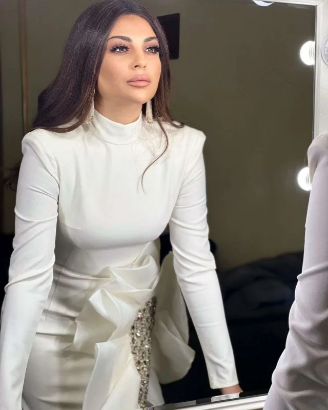 Gülay 17 il sonra metroda