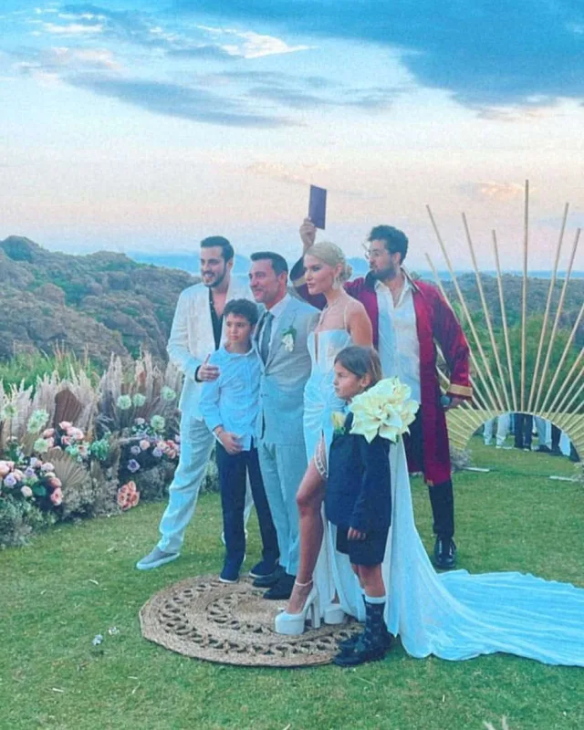 Mustafa ilə Melisin toyu oldu