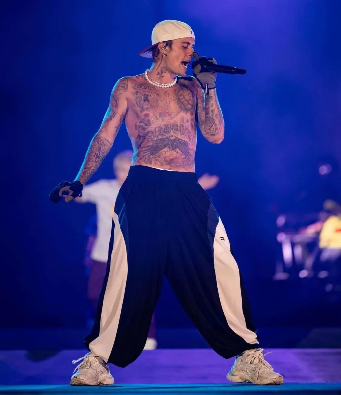 Castinin üzü iflic oldu