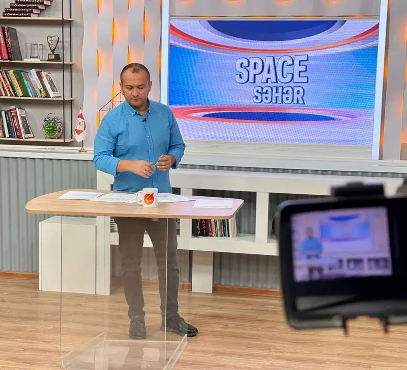 “Mən zülm çəkəndə xor-xor yatışırsız”