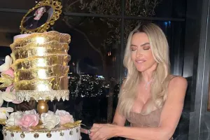 Hadisenin müzakirə yaradan tortu 15 mindir!