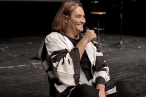 Armağan xərçəngə qalib gəldi