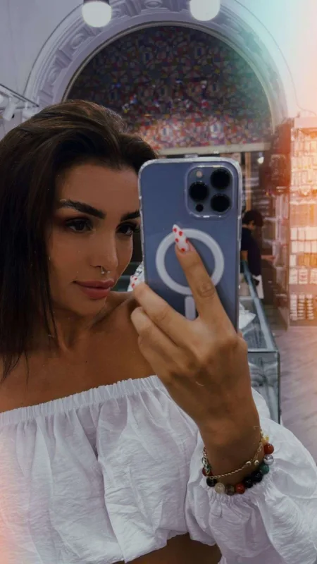 Renka pirsinq etdirdi