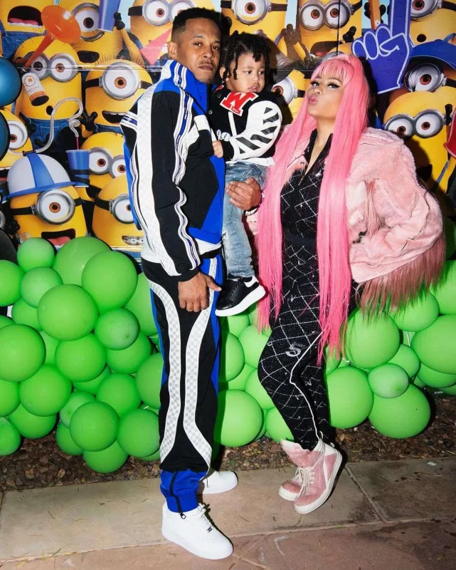 Nikidən oğluna “Minyonlar” konseptli parti