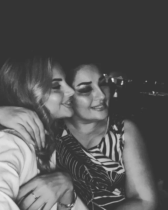 Aybəniz Haşımova 54 yaşını qeyd etdi