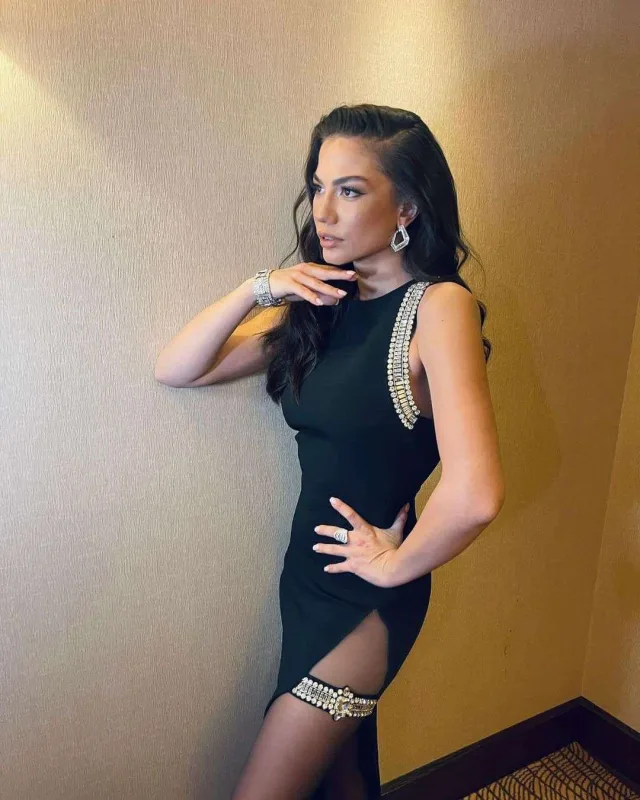 Demet Özdemir Bakıda! - Video