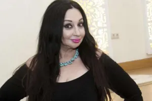 “Əmisi pul təklif etdi ki, buradan get”