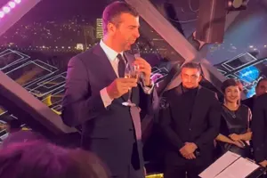 Məşhur rus şoumen Bakıya gəldi