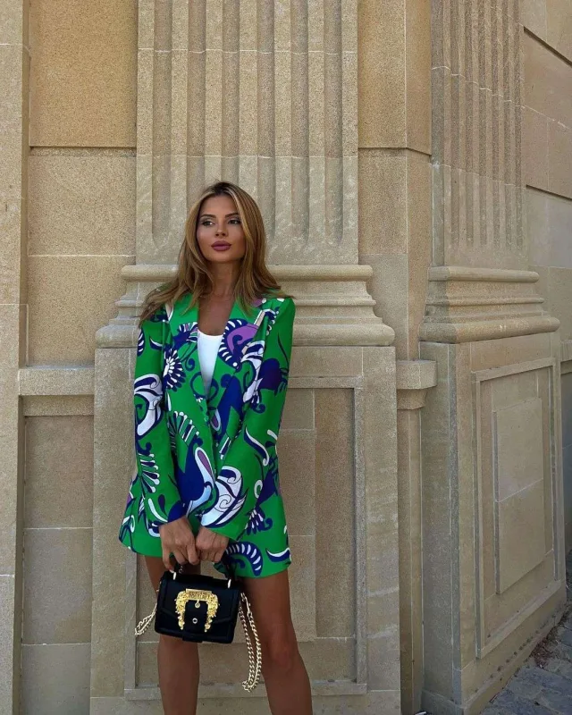 Aynişan bədən şəkilləndirmə etdirdi