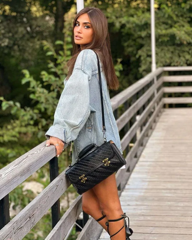 Yeni fotoqrafı anasıdır!