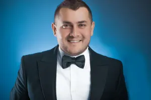 “Azərbaycandan sanki saç seçirlər” – Sərt tənqid