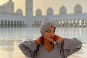 Səmra Şeyx Zayed məscidində...