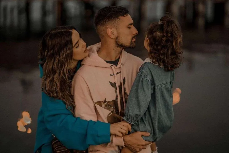 “Qarabağ”ın futbolçusu qız atası oldu