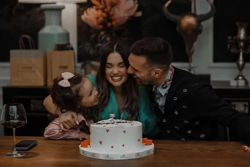 “Qarabağ”ın futbolçusu qız atası oldu