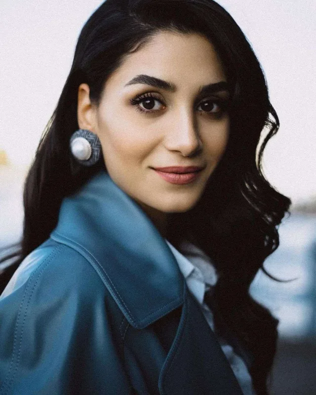 Murat sevgilisindən ayrıldı