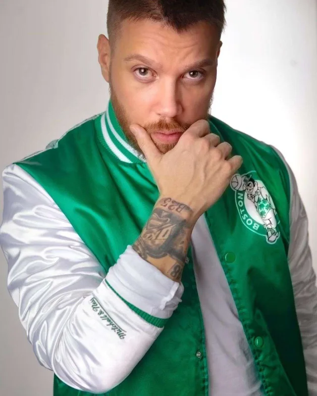 Yeni sevgilisi Sinana “qardaş” deyirmiş